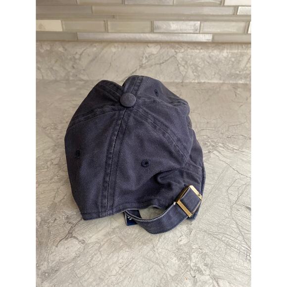 New York Yankees Faded Blue Baseball Hat - Picture 5 of 9